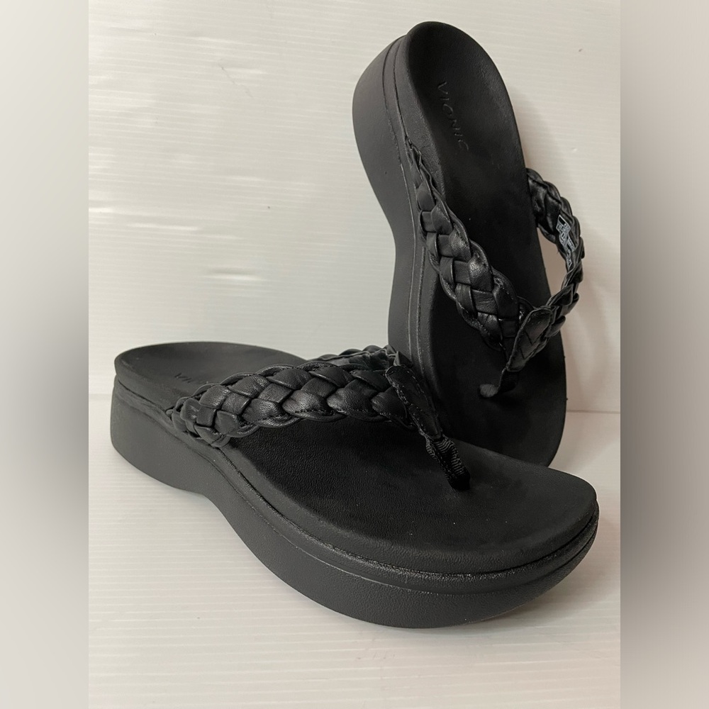 Vionic Kenji Black Braided Thong Platform Sandal Size 5